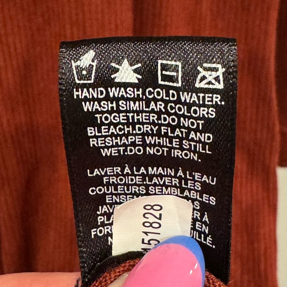 Rust coloured midi dress from RW&Co sz L - Picture 4 of 6